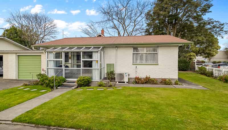 1/63 Short Street, Ashburton