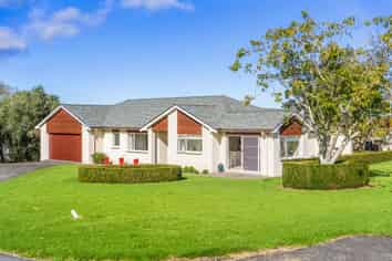 61B Whatapaka Road, Karaka