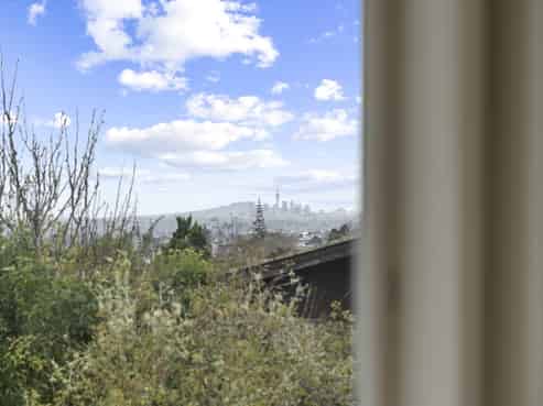128 Rosier Road, Glen Eden
