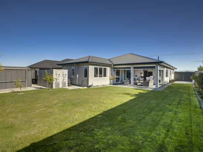 54 Eriksen Road, Te Awa