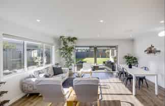 54 Eriksen Road, Te Awa