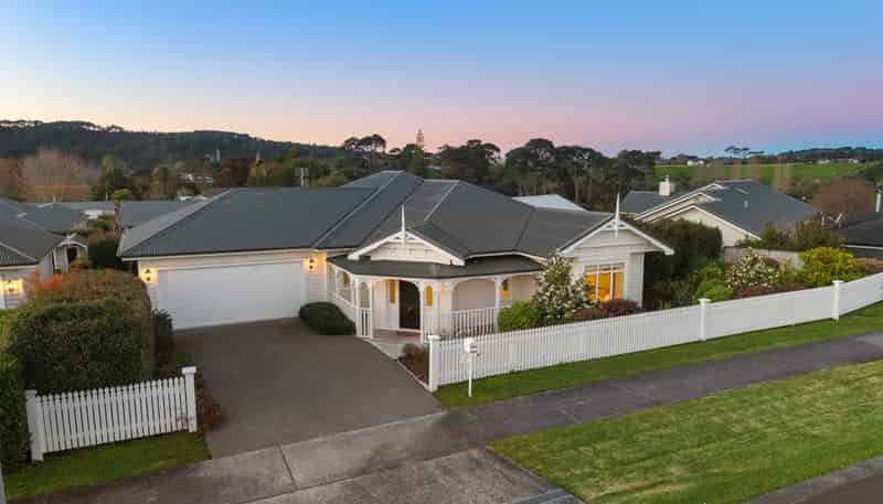 41 Albert Street, Riverhead