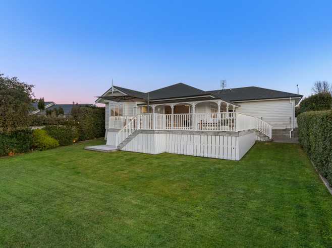 41 Albert Street, Riverhead