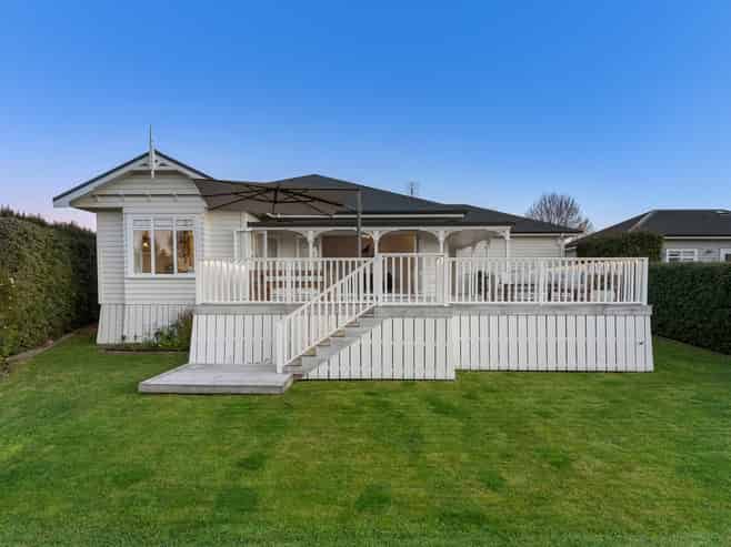 41 Albert Street, Riverhead