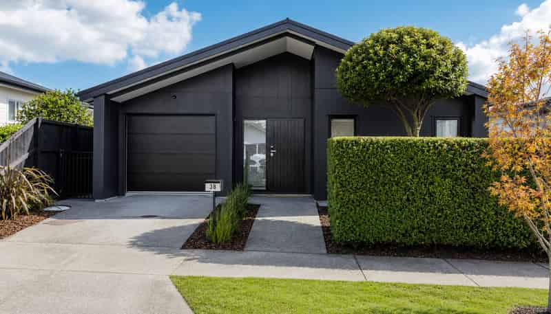 38 Lumbarda Drive, Kumeu