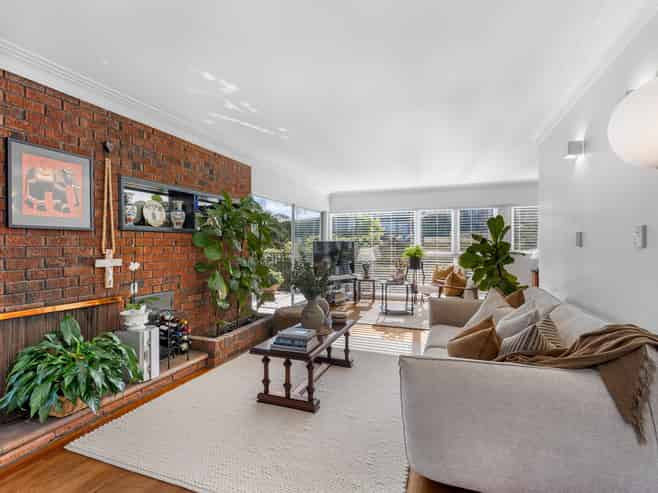 42 Macpherson Street, Meadowbank