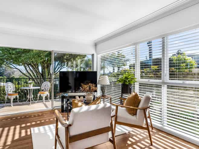 42 Macpherson Street, Meadowbank