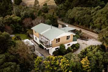 44 and 58 Hilton Road, Highcliff