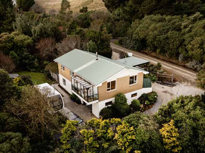 44 and 58 Hilton Road, Highcliff