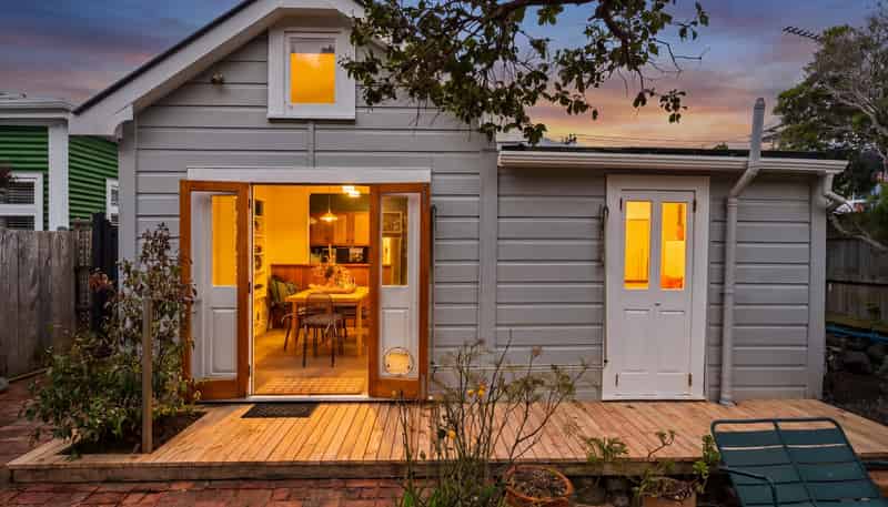 10 Ferry Street, Seatoun