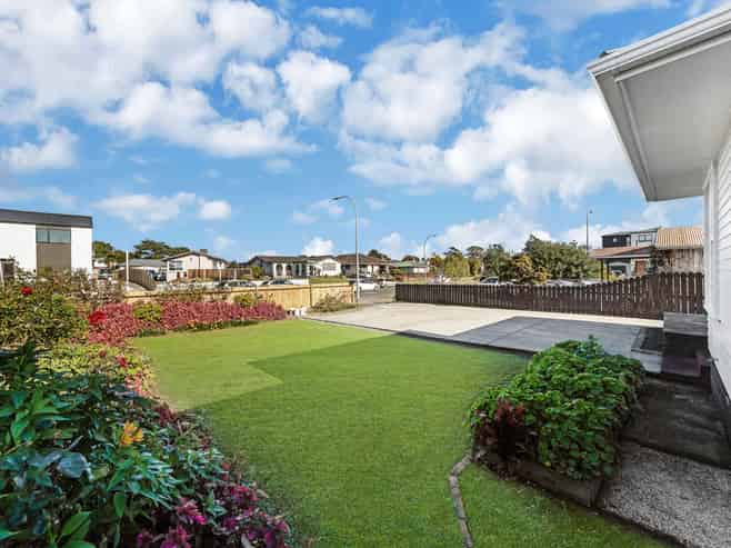 52 Friesian Drive, Mangere