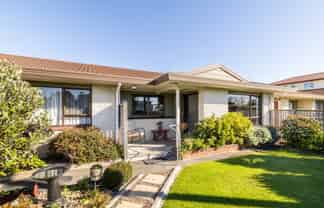 2/400 Ikanui Road, Frimley