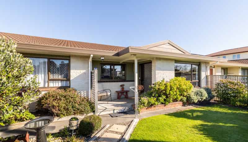 2/400 Ikanui Road, Frimley