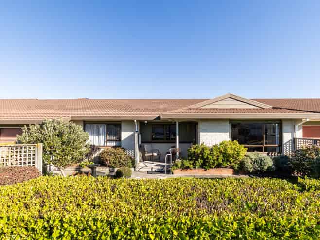 2/400 Ikanui Road, Frimley
