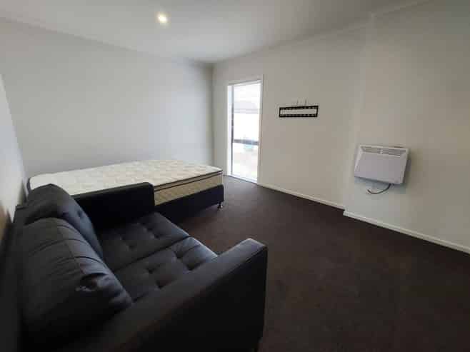 9B/150 Te Rapa Road, Beerescourt