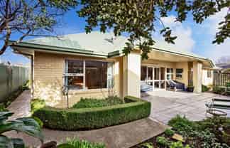310 Herbert Street, Windsor