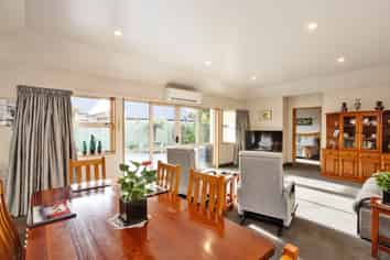 310 Herbert Street, Windsor