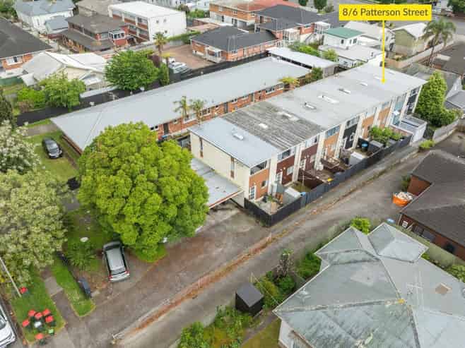 8/6 Patterson Street, Sandringham