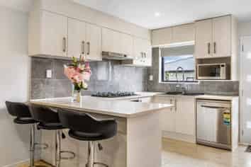 8/6 Patterson Street, Sandringham