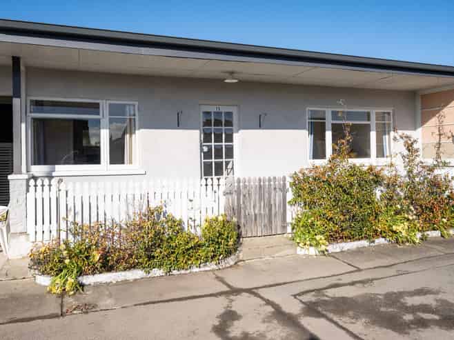 15 Centennial Road, Tahunanui