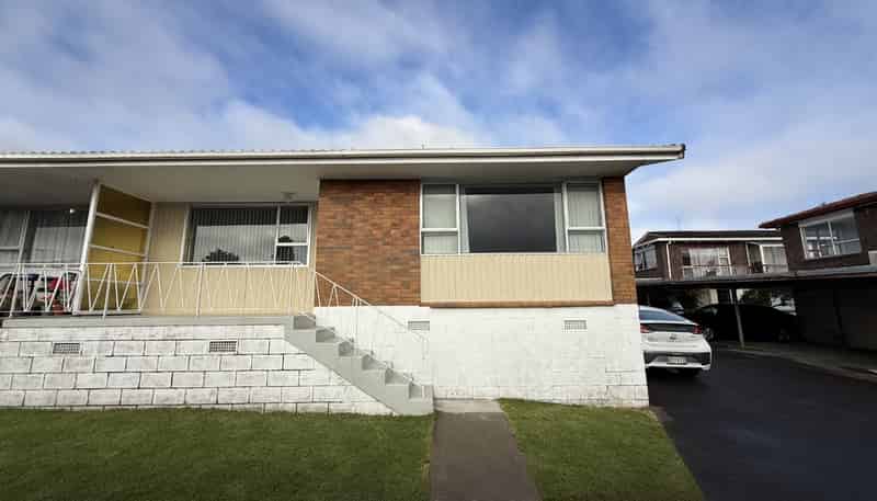 4/48 McLeod Road, Henderson