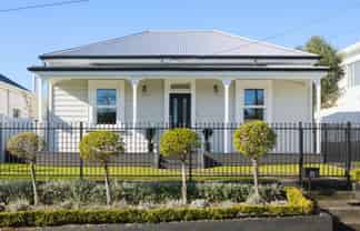 25 Standish Street, Westown