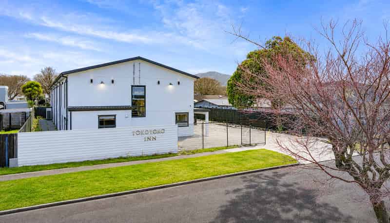 27 Toko Street, Victoria