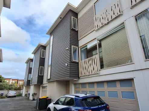 19B Mount Smart Road, Royal Oak
