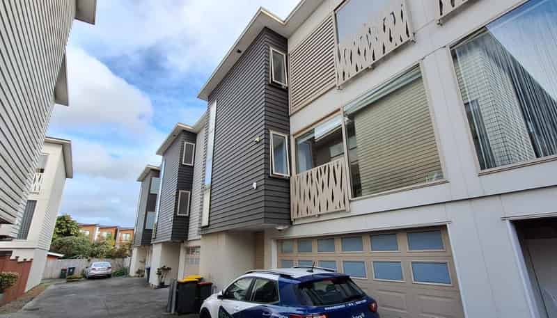 19B Mount Smart Road, Royal Oak