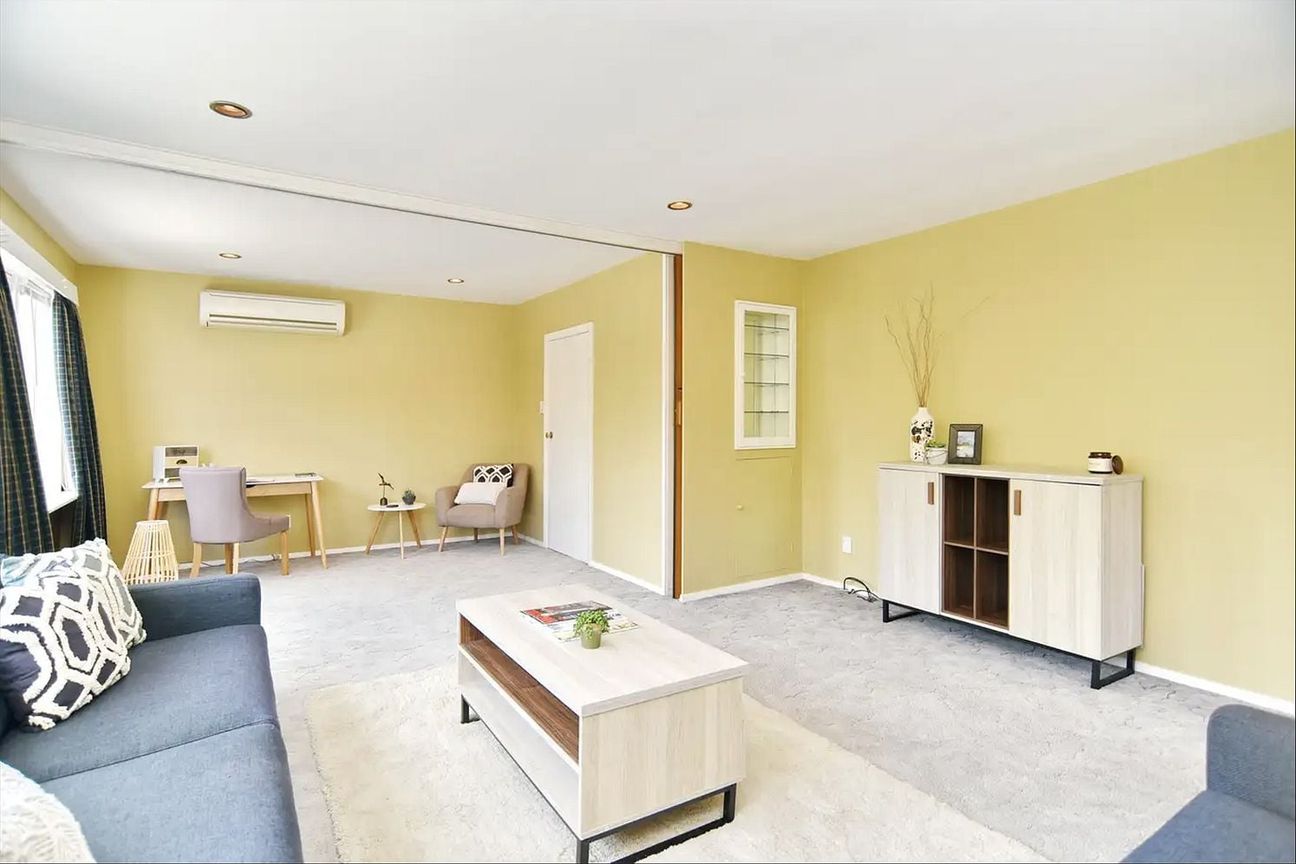 Spacious 6 Bed 3 Bath double garage house - Widok 6