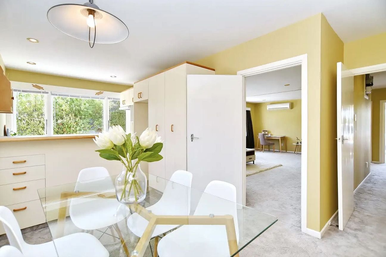 Spacious 6 Bed 3 Bath double garage house - Widok 4