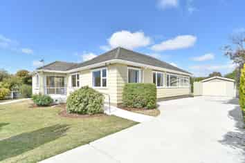 17 Bateman Avenue, Bryndwr