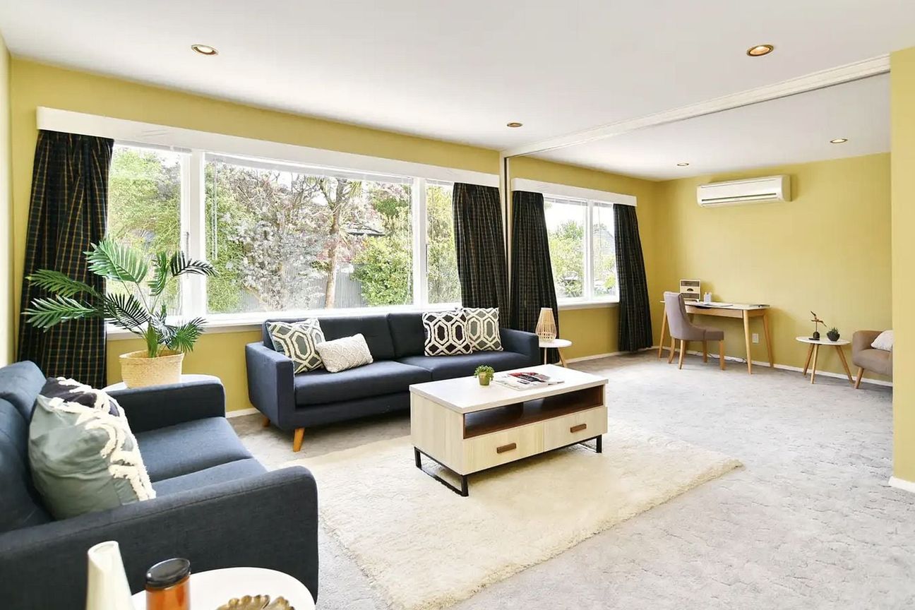 Spacious 6 Bed 3 Bath double garage house - Widok 5