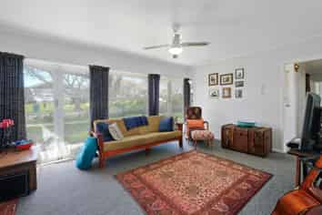 11 Ropata Street, Inner Kaiti