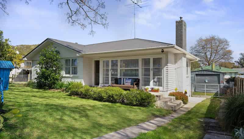 11 Ropata Street, Inner Kaiti