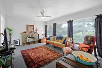 11 Ropata Street, Inner Kaiti