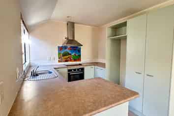 5A Saint Leger Close, Huntington Park