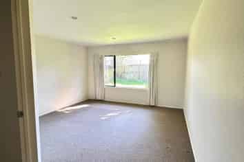 5A Saint Leger Close, Huntington Park