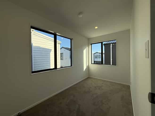 11/239 Porchester Road, Takanini