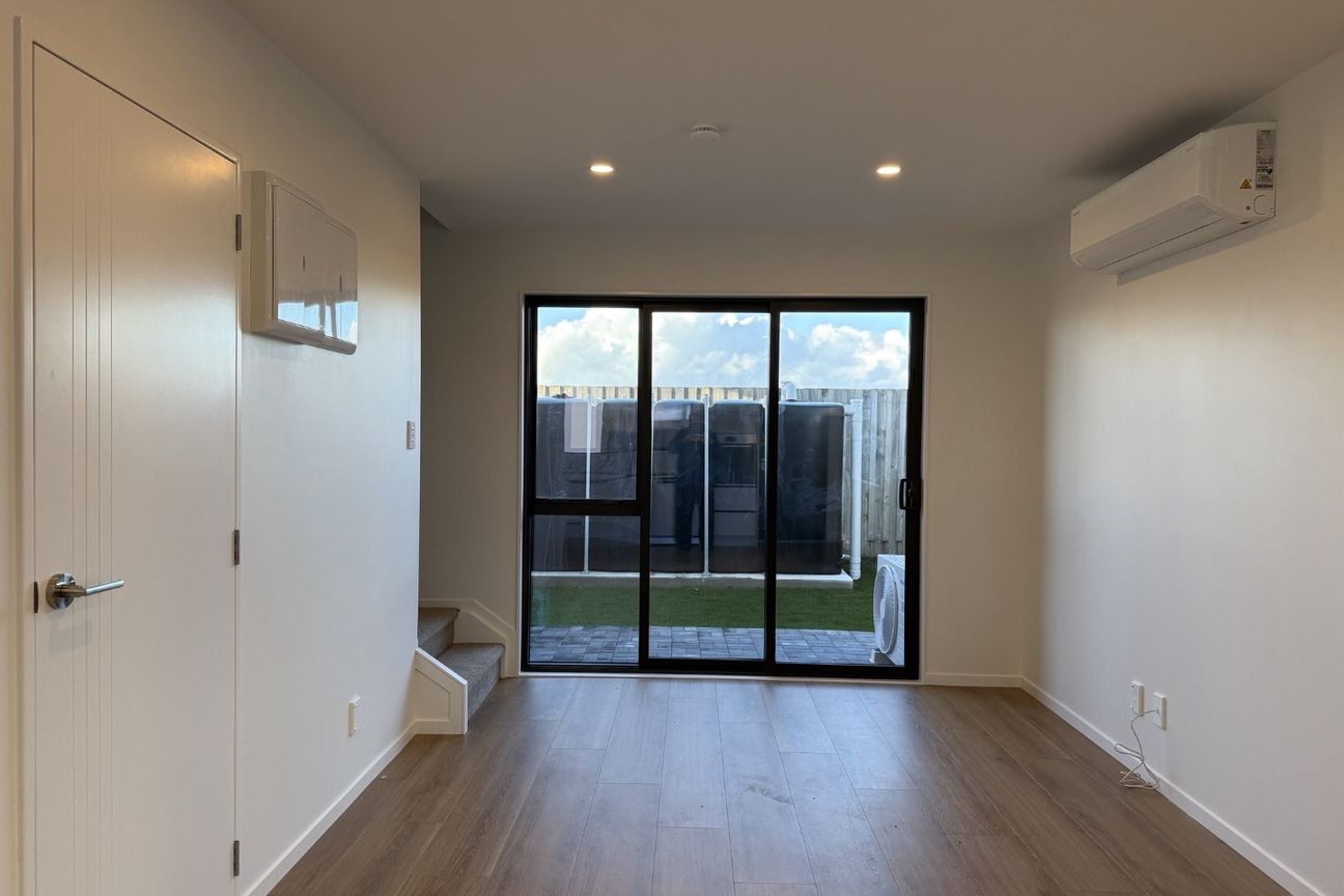 Brand New Townhouse house Takainini - Vista 4