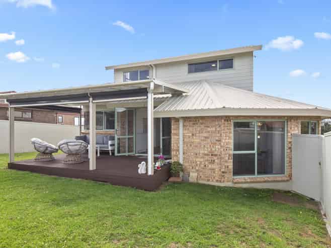 37 Riverside Drive, Waiuku