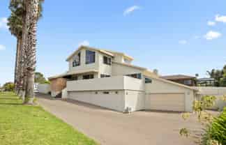 37 Riverside Drive, Waiuku