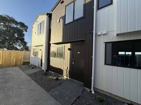 10/239 Porchester Road, Takanini