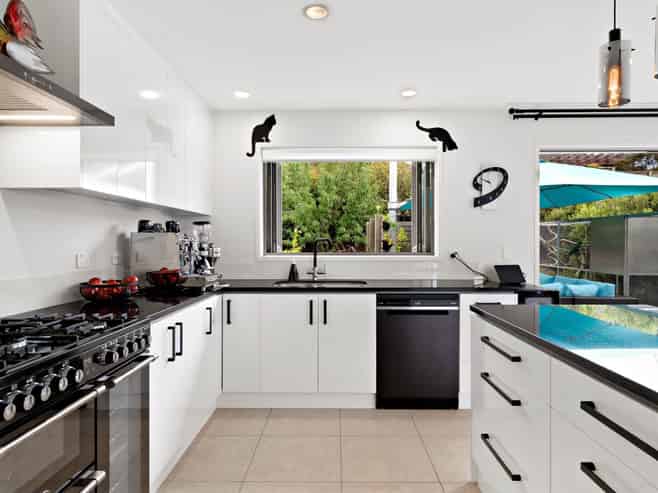 31 Ina Ville Drive, Pukekohe