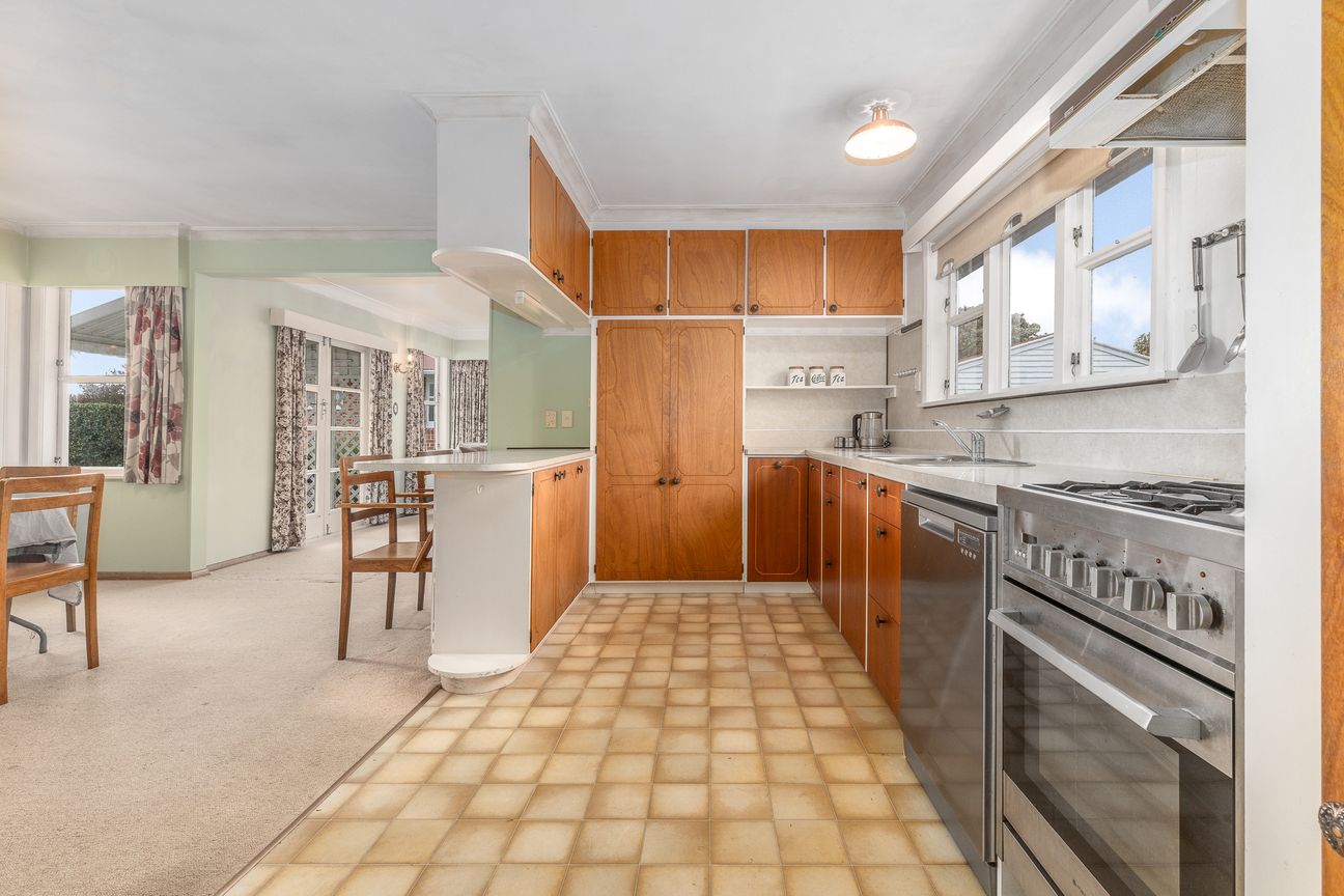 Loved Family Home in a Prime Levin Location - Bild 6