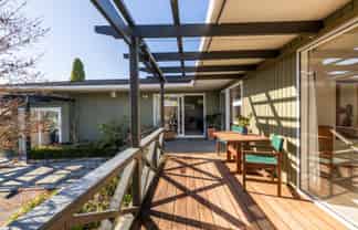 9 James Cook Street, Havelock North
