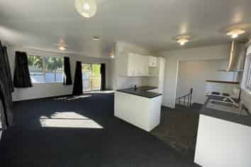 35c Clearmont Crescent, Blagdon