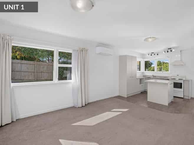 1&2/51 Felton Matthew Avenue, Saint Johns