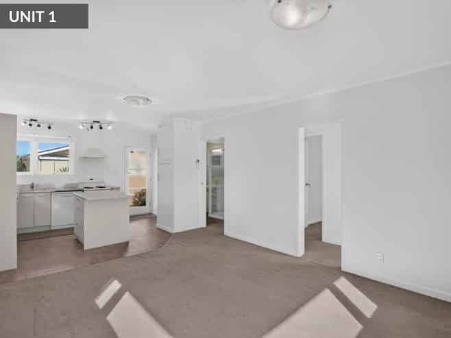 1&2/51 Felton Matthew Avenue, Saint Johns
