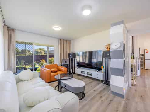21 Waimai Avenue, Weymouth